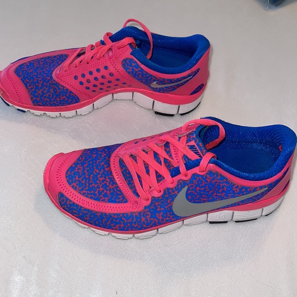 EC Nike Free 5.0 V4 Hyper Pink/Cobalt Blue 511281-605 Running Shoe Womens Size 7 - Picture 3 of 9